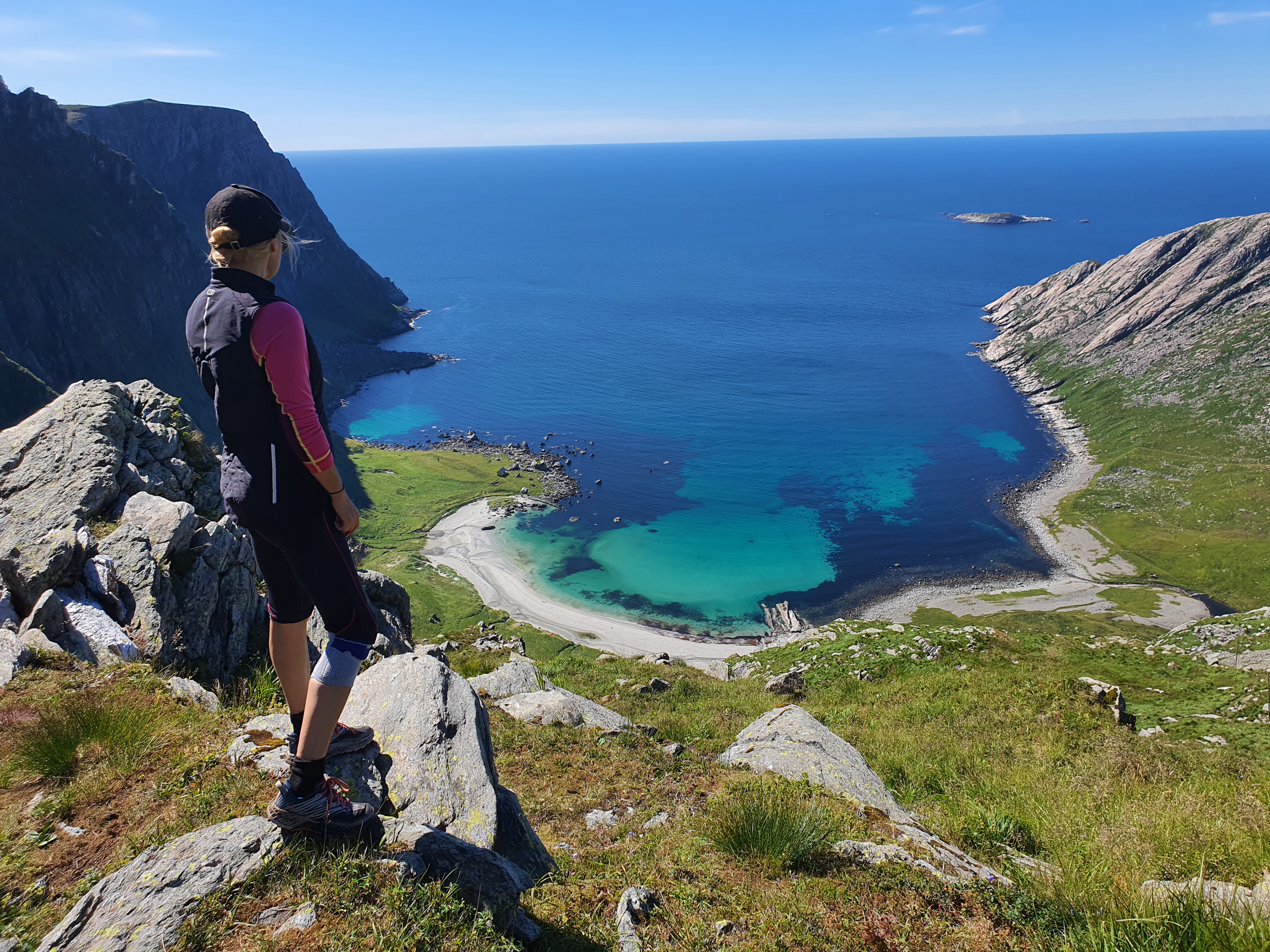 Utsikt over Vetvika i bremanger, Kinn kommune