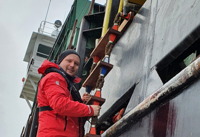 Los klatrer i leider