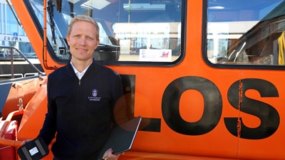 Odd Sveinung Hareide på losskøyte