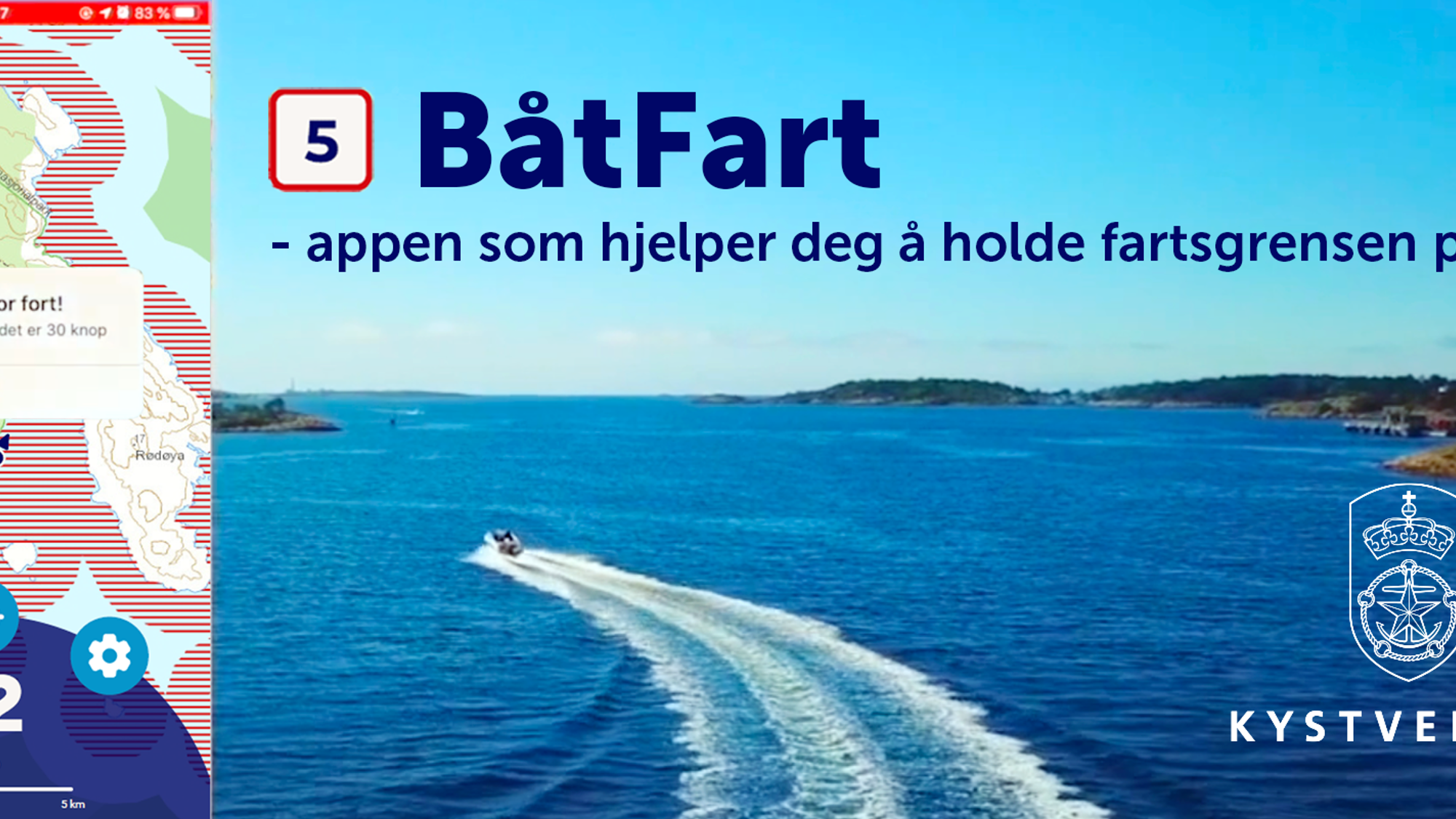 Båter som kjører på sjøen